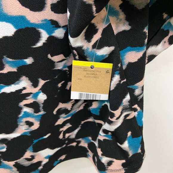 Rachel Roy Womens Cold Shoulder Dolman Blouse - Picture 4 of 6